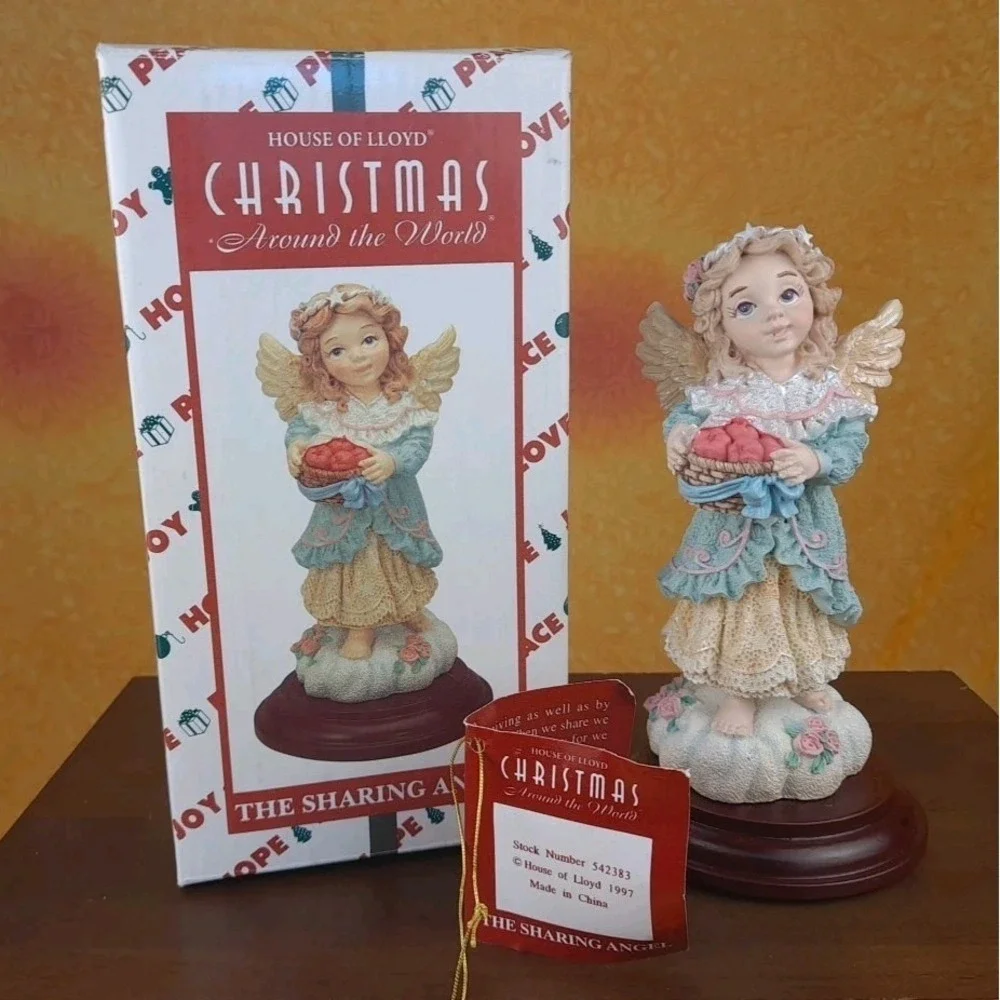 House of Lloyd Christmas Around the World The Sharing‎ Angel #542383 Sealed 1997
